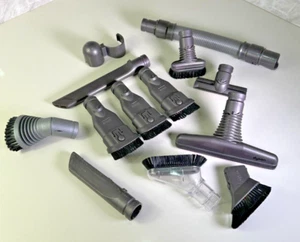 Dyson Hoover Attacchi Bundle 13 Articoli Testine Spazzola Tutte Usate Condizioni - Foto 1 di 9