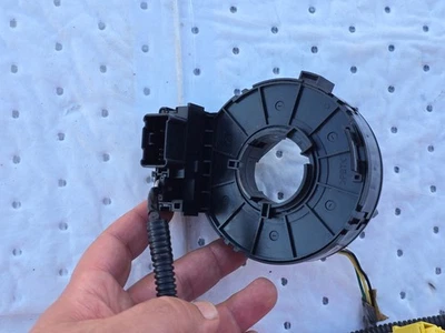 2003-2007 HONDA ACCORD STEERING  WHEEL CLOCK SPRING OEM - Image 1 of 4