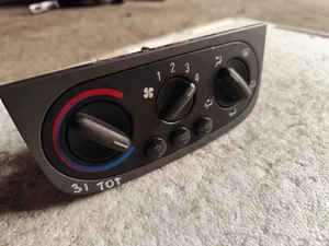 Opel Corsa 2004/Climate control unit/14521335 - Picture 1 of 6