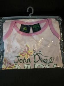 NEW Girls John Deere Baby Bodysuit Size 6-9 Months Pink - Picture 1 of 4
