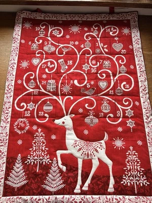 Fabric Xmas Advent Calendar Pockets 24 Days Christmas Countdown - Never Used - Image 1 of 4