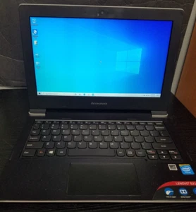 LENOVO S21E-20 11.6" Laptop N2840 2.16GHZ 2GB RAM 32GB SSD Win 10*READ* - Picture 1 of 13