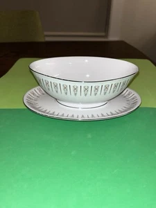 Rose China Sylphe Gravy Boat W/ Attached Under plate  - Picture 1 of 4