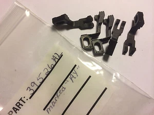 (1) Neu 39526AZ Futterhund für Union Special 39500 Nähmaschine - Bild 1 von 2