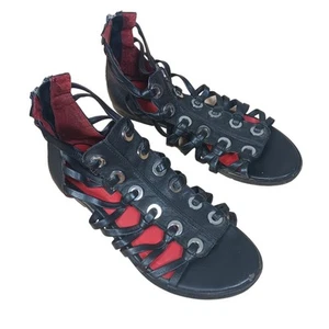 Charles Jourdan Paris Gladiator Sandals Size 5.5 M Black Flat Leather Upper Red - Picture 1 of 10