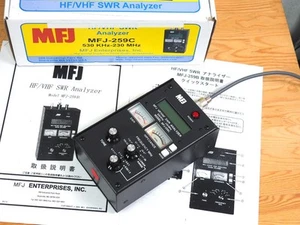 MFJ 259C HF VHF SWR Antenna Analyzer Portable Ham Radio Test Device E253 - Zdjęcie 1 z 9