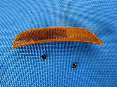 2020 - 2022 KIA SOUL  One Used OEM Front Bumper Reflector Left Side - Image 1 of 4