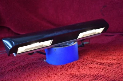 74-78 Datsun 260Z 280Z номерной знак лампа в сборе OEM б/у - Изображение 1 из 4