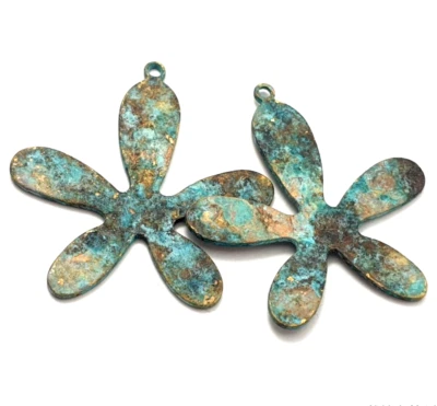 Collar 8ps Flor Azul Dije Textura Latón Cuentas 1 Agujero Rústico Pátina Envejecida 843 Foto 1 de 4