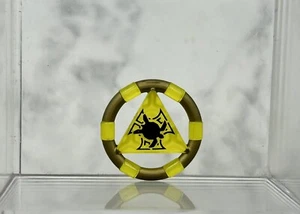 LEGO Part Trans-Yellow Treasure Key Ring Center Triangle Turtle Pattern Atlantis - Picture 1 of 1