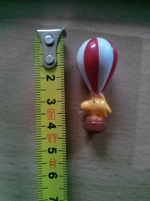 Peanuts Charlie Brown Figur Woodstock in Ballon Heißluftballon UFS Inc.  - Bild 1 von 2