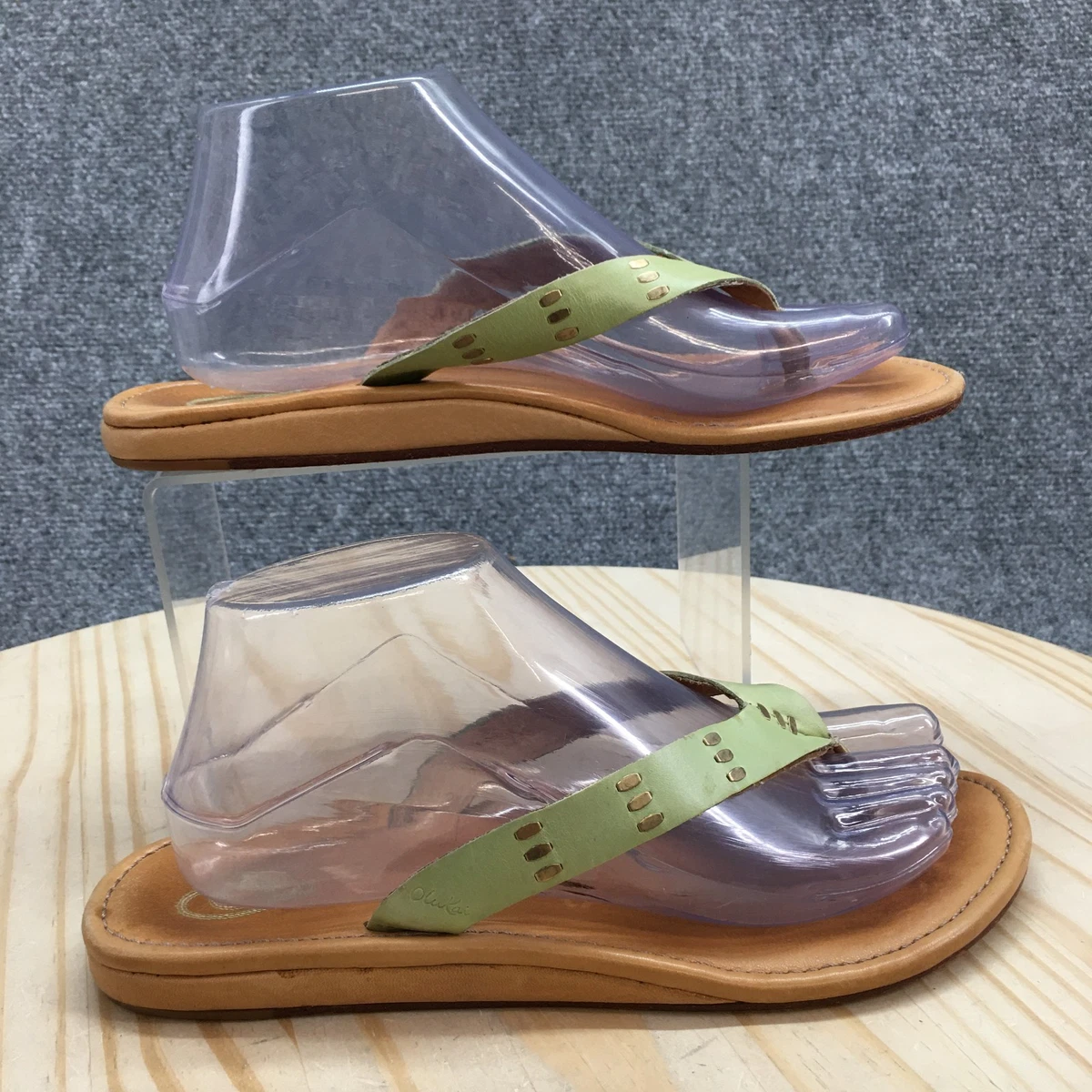 OLUKAI U'i Women's Beach Sandals - Premium Leather Flip-Flop Slides With Braided Palm Design