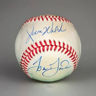 Bola de beisebol assinada por Jerome Walton e Tom Gordon NL JSA CERTIFICADO DE AUTENTICIDADE CA96772 Rawlings Cubs MLB - Imagem 1 de 4