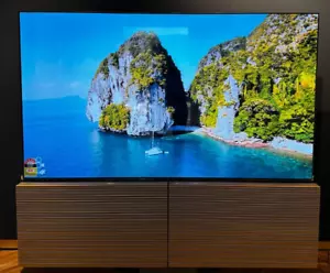 LG Evo C3 77" 4K Smart TV - OLED77C3PSA - Picture 1 of 5