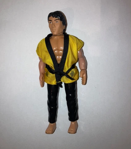 Vintage Karate Kid 1986 CHOZEN 6 Inch Loose Figure Remco Cobra Kai Yellow Black Cover