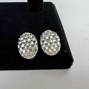 Vintage Caro Silver Tone Basket Weave Clip On Earrings 1" - Picture 1 of 4