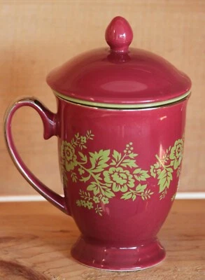 Taza de té clásica de Coffee And Tea Company con tapa e infusor Foto 1 de 4