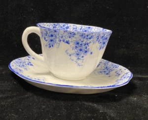 Taza de té, platillo y postre Shelley AZUL DELICADO Demitasse años 60 - Imagen 1 de 9