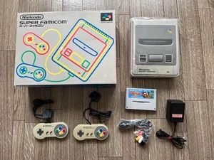 Nintendo Super Famicom Konsole Komplettset mit Box & Software getestet gebraucht - Bild 1 von 12