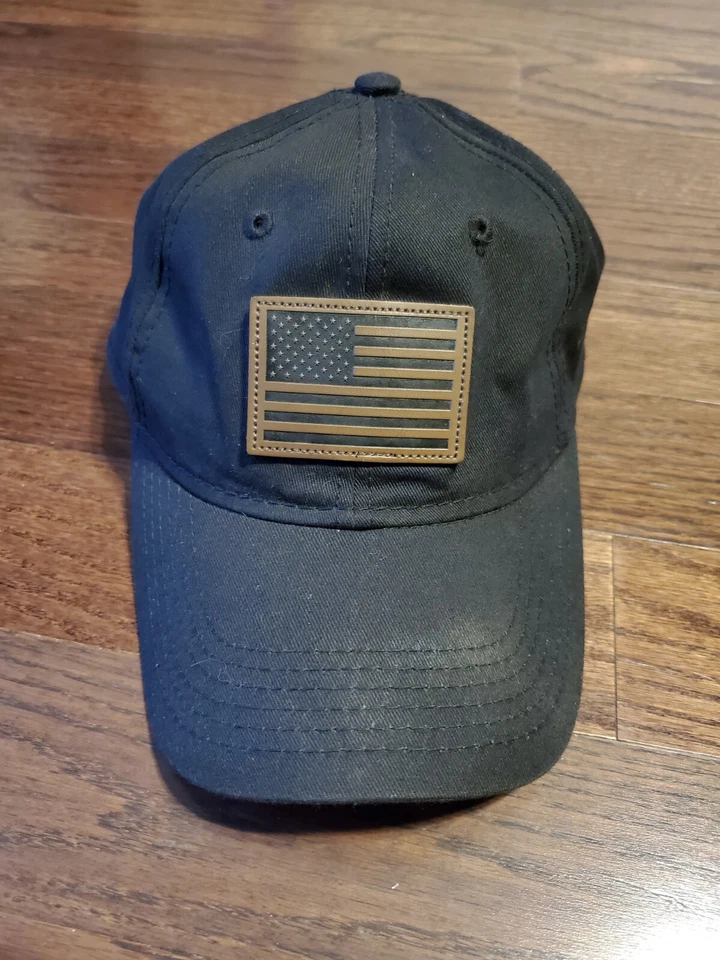 Gorra ajustable de cuero con parche de bandera americana negra Academy 127 Foto 1 de 4