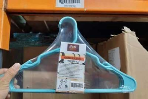 Hangers Clothes Durable Plastic Hangers Light weight Space Saving Coats Jackets - Picture 1 of 11