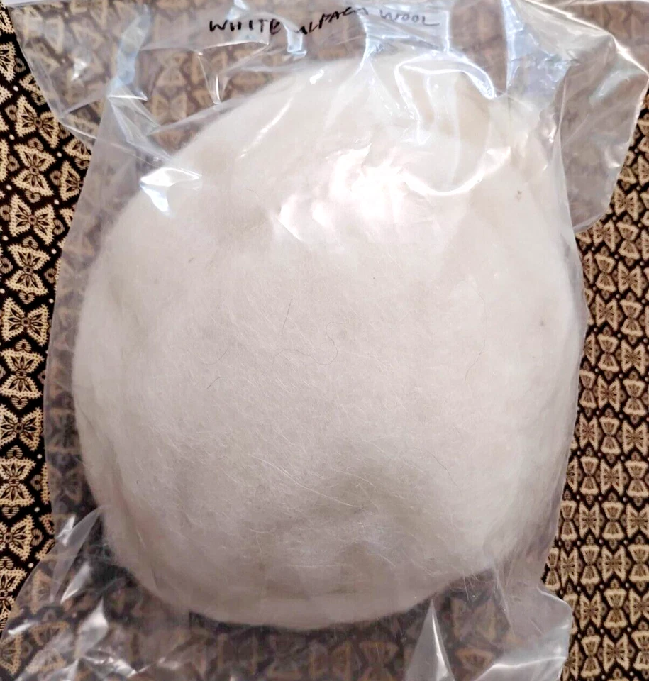 100% White Alpaca Wool for Spinning and Felting 2oz - Image 1 of 1