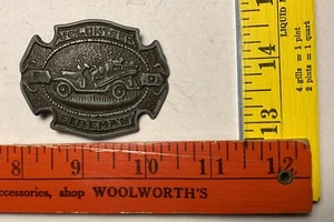 Vintage Freiwilliger Feuerwehrmann Gedenk Gürtelschnalle Feuerwehrauto - Bild 1 von 2