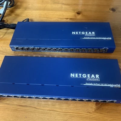 Netgear Fast Ethernet Switch - Model FS 116 - Image 1 of 4