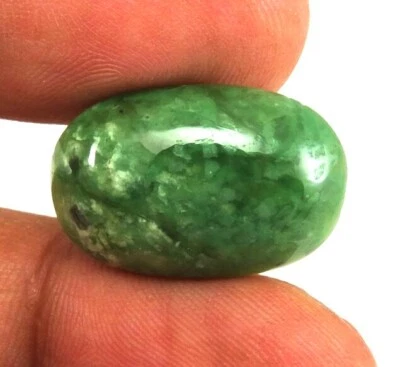 Shola Genuine 24.12 Ct Natural Green Tsavorite / Tsavorite Garnet Huge Kenya - Image 1 of 3