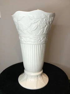 Lenox GEORGIAN GROßE Elfenbein Porzellan große Vase geprägt Goldrand 16 cm - Bild 1 von 9