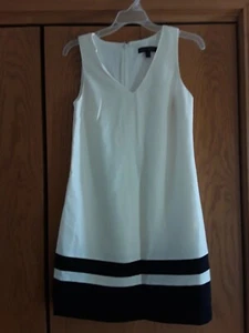 Banana Republic Ivory Black Sleeveless Polyester Lined Dress 0 - Picture 1 of 3