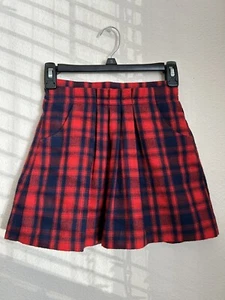 Girl’s Gap Plaid pleated mini skirt Size Medium - Picture 1 of 6