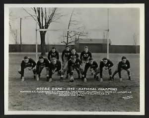 NOTRE DAME 1943 National Champs JOHN LUJACK Original Foto 8 x 10 Typ 1 - BAGBY - Bild 1 von 2