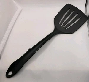 Espátula de nailon macizo ranurada de colección hecha en EE. UU. plástico negro vintage - Imagen 1 de 7
