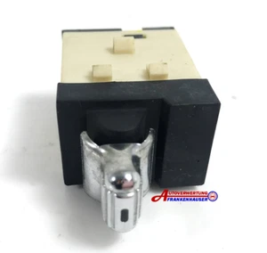 Chrysler 300 M Window Regulator Switch 04760977AA - Picture 1 of 3