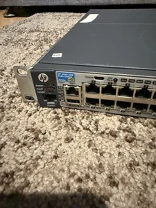 HP 2920 48G POE Managed Ethernet Network Switch - J9729A - Photo 1/4