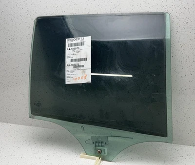 02 03 04 MERCEDES C-CLASS Rear Door Glass/window Mercedes-Benz Right - Image 1 of 4