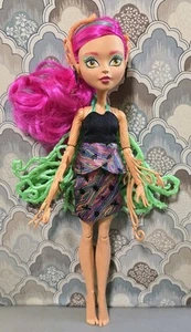 Monster High Garden Ghouls Treesa Thornwillow FCV59 2017 Mattel - Picture 1 of 6