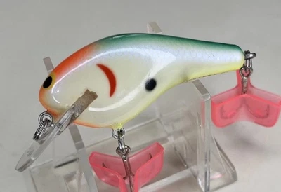 Señuelo de pesca vintage Bagley’s “Killer B2-KB2”, ¡color RARO “Loro”! División poco profunda. Foto 1 de 4