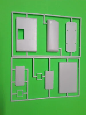 AMT Kenworth W-925 Tractor 1/25 Sleeper Extended Cab Semi Truck Big Rig Model - Image 1 of 4