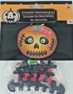 *New* 6Pc Halloween Pumpkin Decorating Kit Dead Pumpkin Girl w/Bow - Picture 1 of 2
