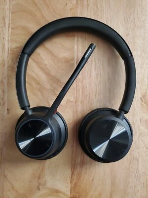 Plantronics Voyager 4320 UC Bluetooth Wireless Headset - Image 1 of 4