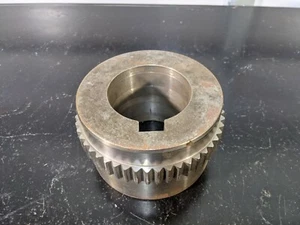 Gear Coupling 3.25" Keyway Shaft I.D. Bore, 5.5" Hub, 6.25" O.D., 3.75" Length - Bild 1 von 9