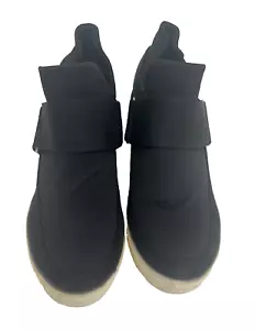 Nicole Miller New York Slip On Black Sneaker With Hidden Wedge Size 6 - Picture 1 of 7