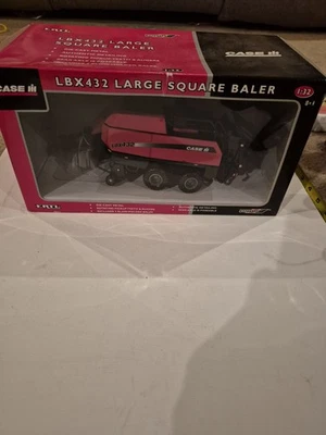 BRITAINS CASE INTERNATIONAL LBX 432 LARGE SQUARE HAY BALER 14314  1/32  N-MINT - Image 1 of 4