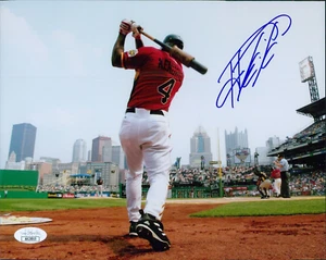 Howie Kendrick Los Angeles Angels Signed 8x10 Glossy Photo JSA Authenticated - Picture 1 of 2