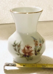 Leart Porcelain Vintage Floral Vase Made In Brazil Flowers Gold Rim 2.5” - Picture 1 of 4
