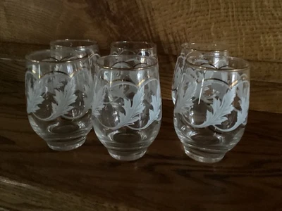 6 Libbey Green Leaf 12 oz Tumblers/  GOLD TRIM - Image 1 of 4