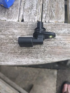 VW Lupo Cam Sensor (2002 1.4S) - Picture 1 of 3