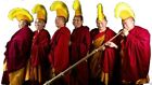 Chapeau authentique moine tibétain / lama Gelug acheté au temple de Boudanath, Katmandou